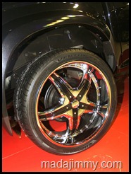 ISUZU     